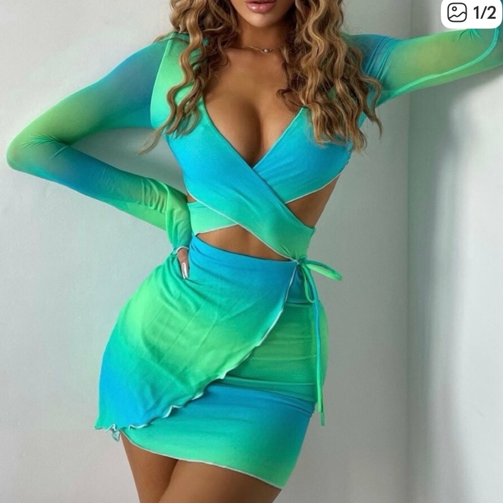 Tiger Mist - Sunnie Gradient Tie Dye Wrap Dress - Green/Blue - size S
